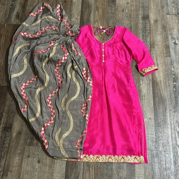 Pink Grey Gold Salwar Shalwar Kameez - Picture 3 of 8